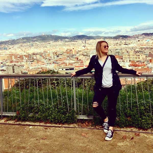 Olivia Figiel enjoys studying in Valencia, Spain