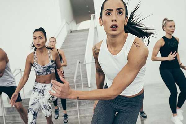  HIIT 2 HOT