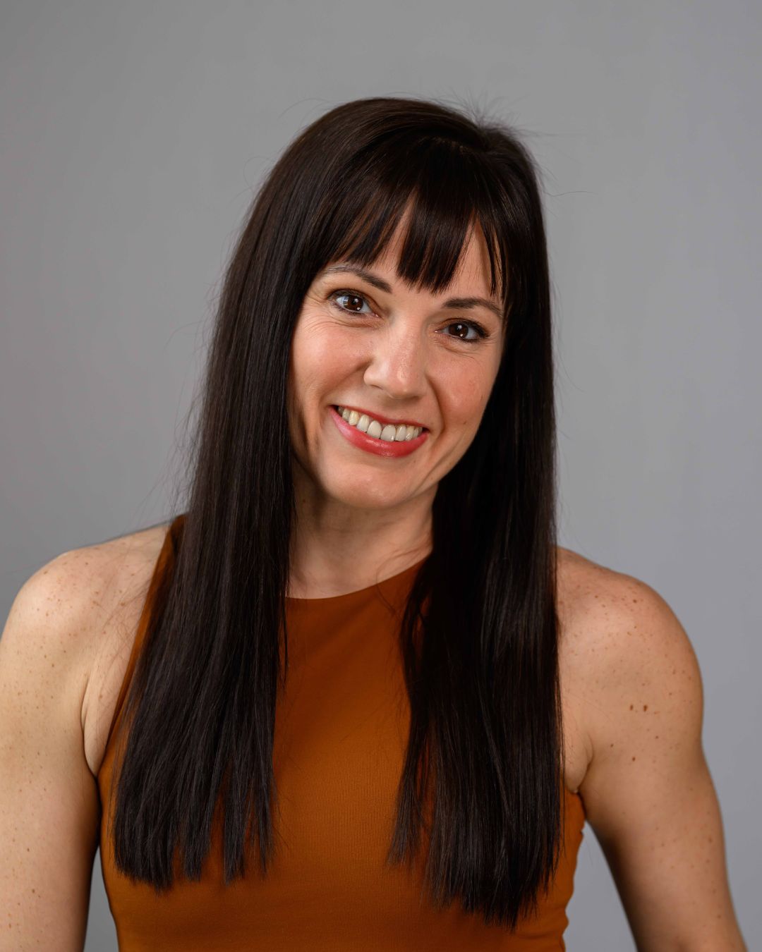 Sarah Zehnder Headshot 