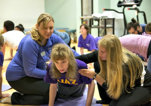 PT students work with LifePrep group in yoga classes. Dr. Donahue and Dr. Collins supervise.