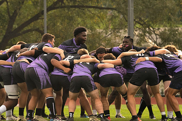 rugby players grouped together