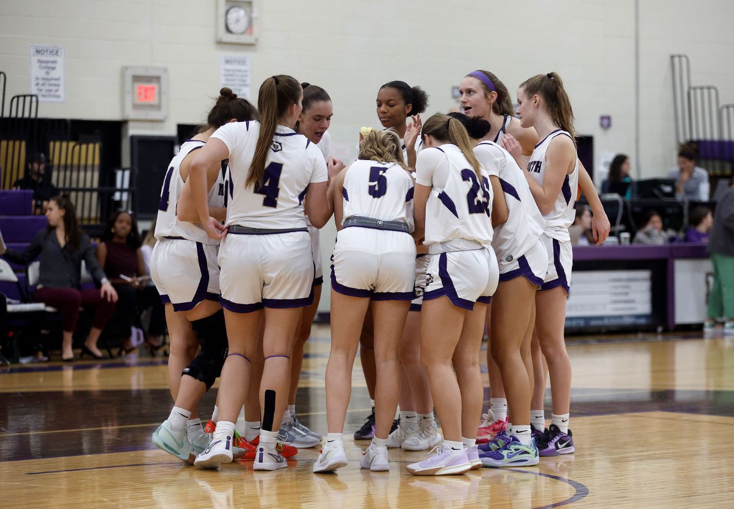 Women's basketball team playing