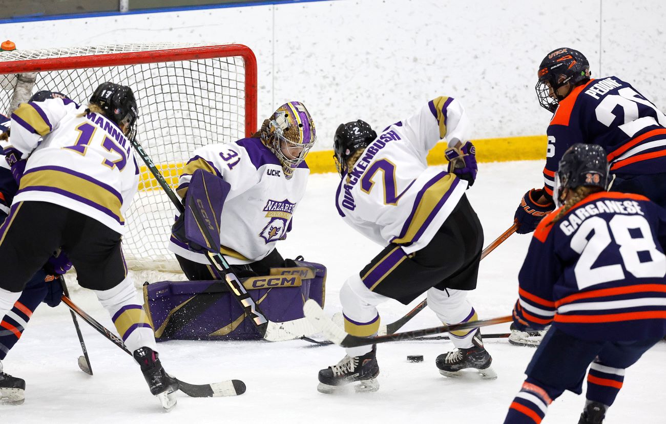 Women's hockey goalie