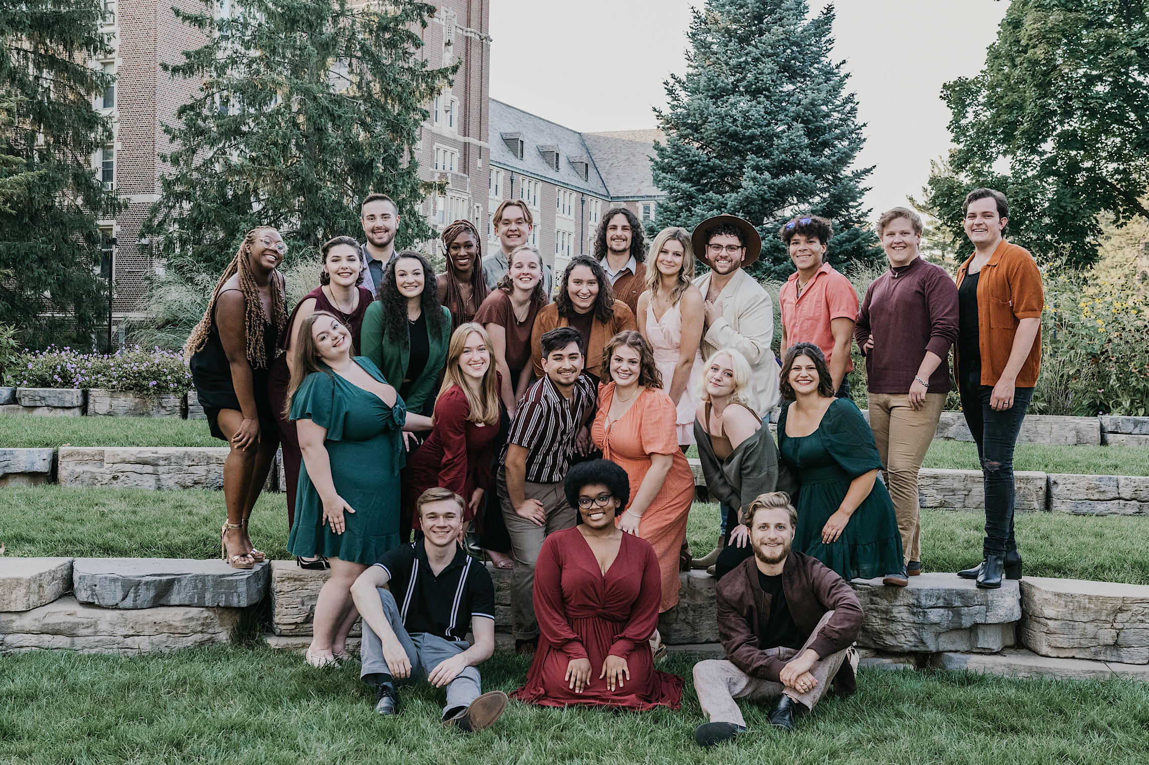 Senior showcase group 21-22
