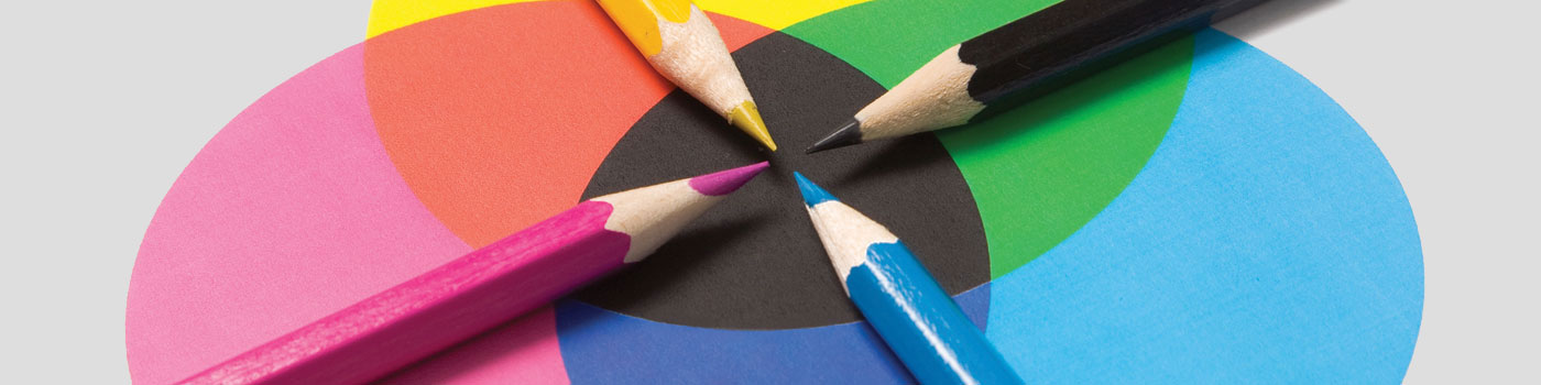 a circular arrangement of multicolored pencils