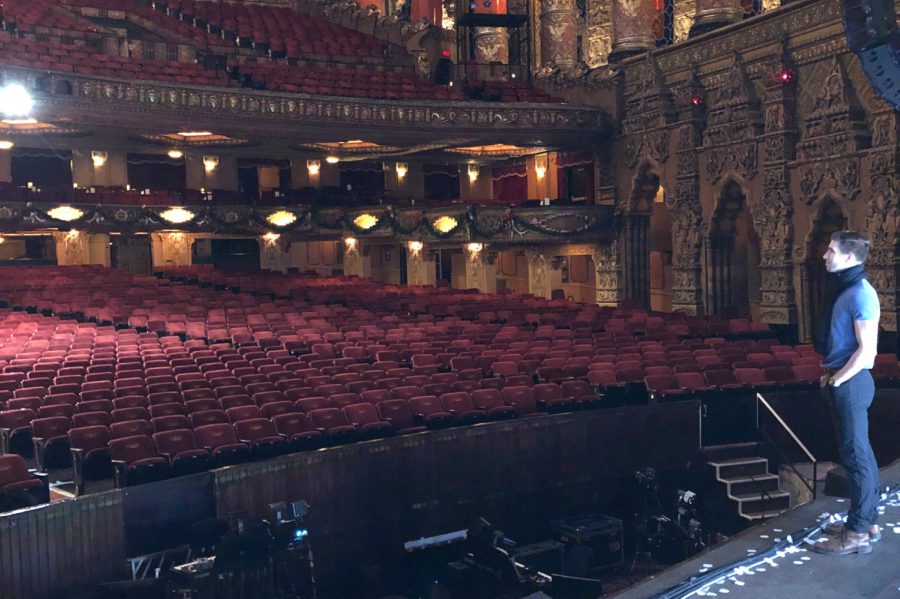 Grant Richards onstage at Fox Theater