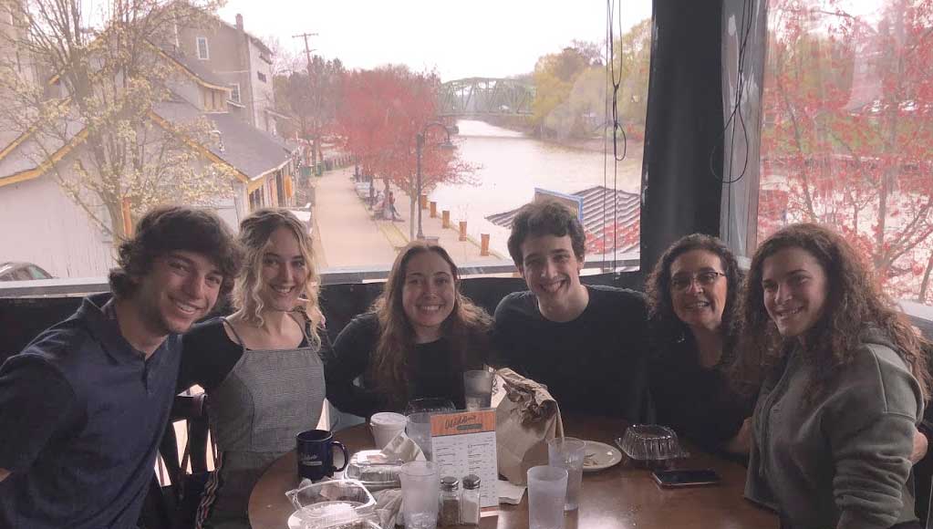 Sam Hunt with fellow Spanish students out to lunch